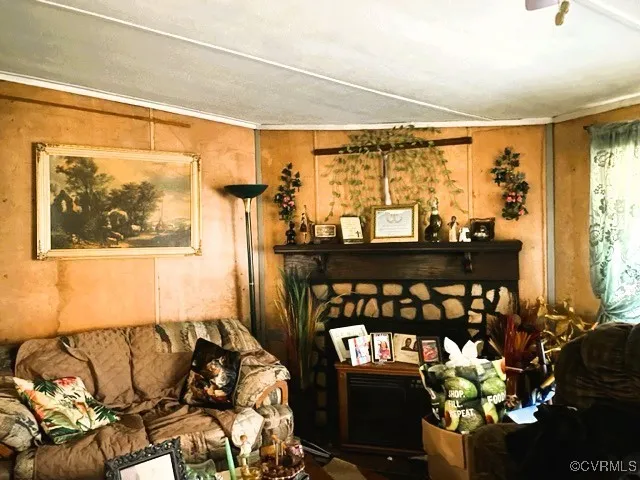 $40,000 | 2207 Brodnax Road, Brodnax, VA 23920