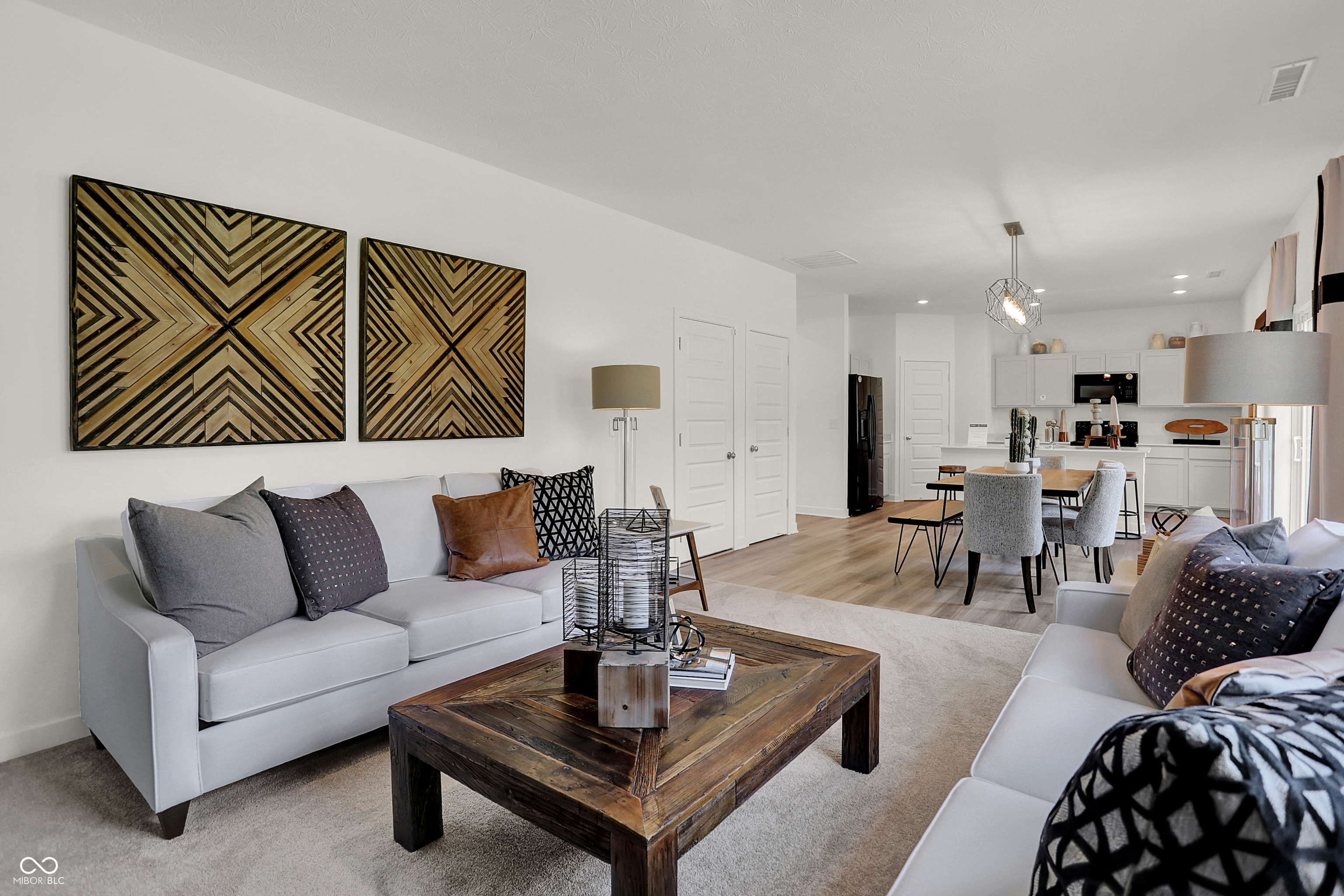 4046 Jacoby Place Indianapolis, IN 46268 - Photo 19 of 42