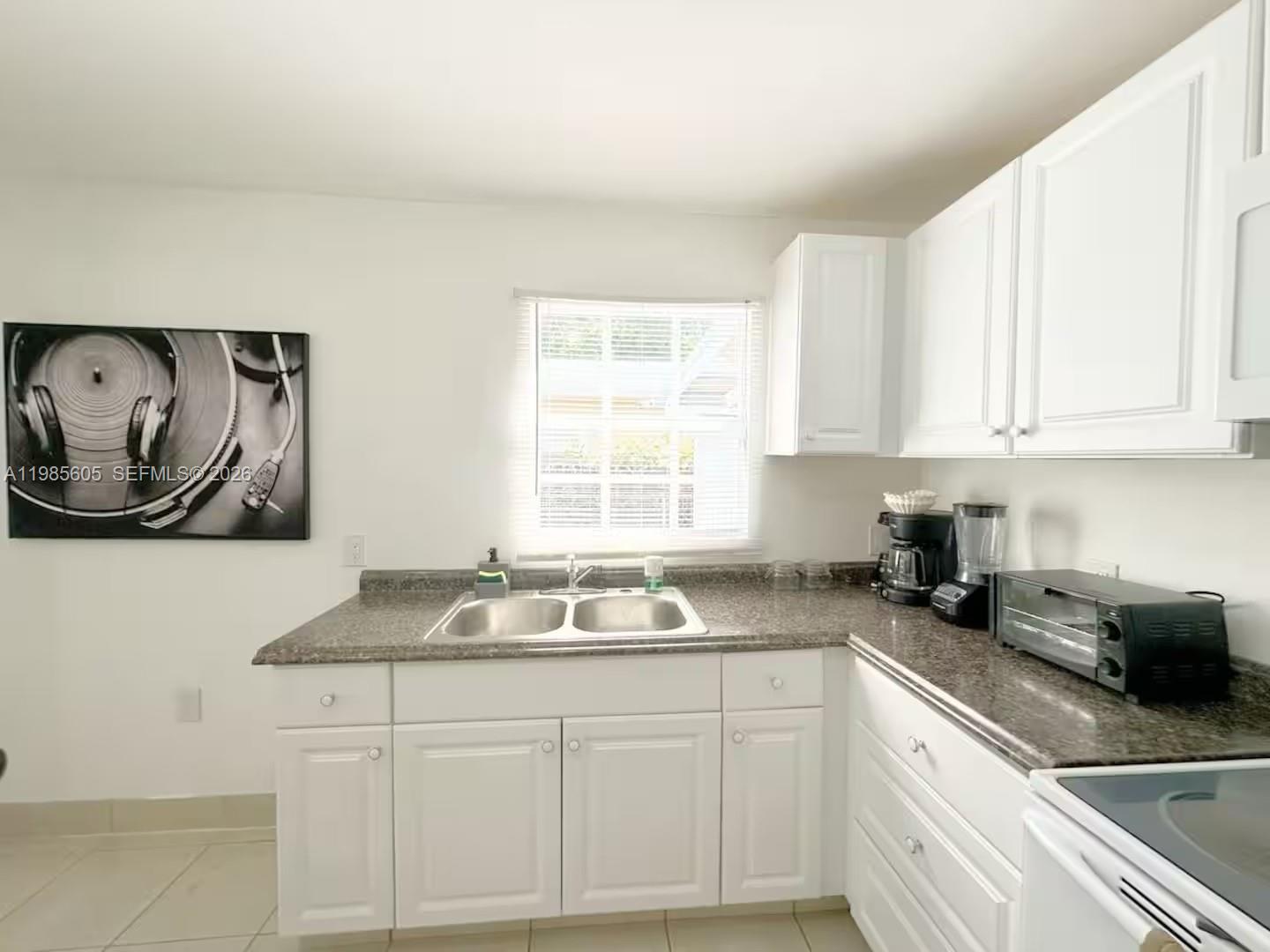 412 Northwest 95th Street Miami, FL 33150 - Photo 11 of 23