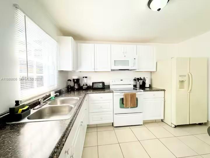 412 Northwest 95th Street Miami, FL 33150 - Photo 12 of 23