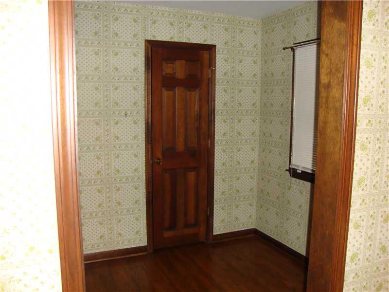 6616 Hythe Road Indianapolis, IN 46220 - Photo 13 of 21 Gallery Image 13