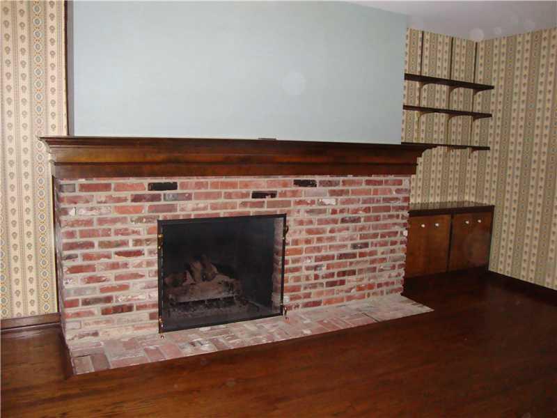 6616 Hythe Road Indianapolis, IN 46220 - Photo 5 of 21 Gallery Image 5