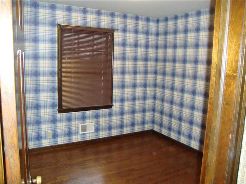 6616 Hythe Road Indianapolis, IN 46220 - Photo 8 of 21 Gallery Image 8