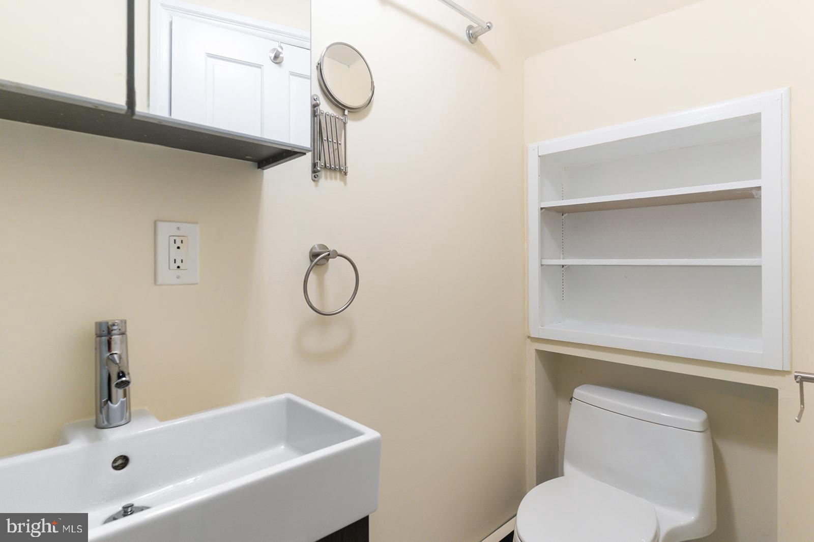 1343 East Hewson Street, Unit 1 Philadelphia, PA 19125 - Photo 19 of 28