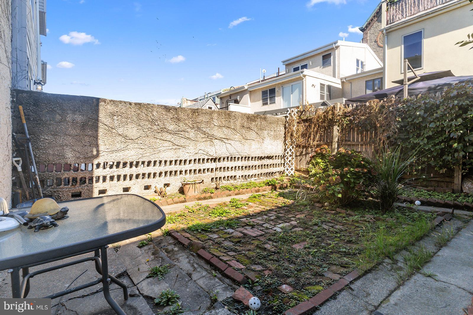 1343 East Hewson Street, Unit 1 Philadelphia, PA 19125 - Photo 25 of 28