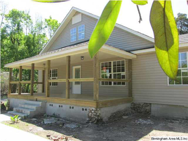 1600 Allen Street Leeds, AL 35094 - Photo 2 of 24
