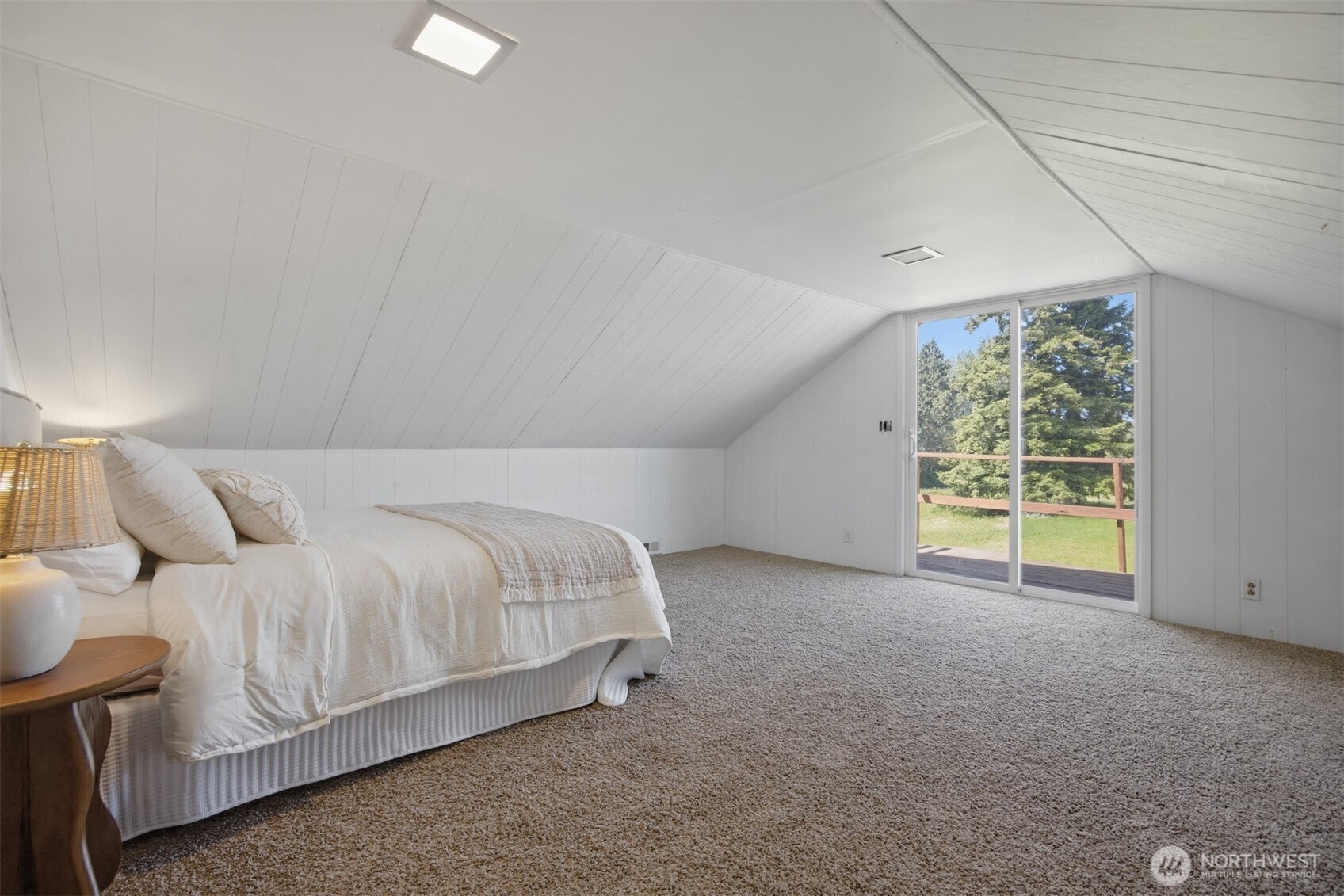 6791 Noon Road Everson, WA 98247 - Photo 26 of 38 a spacious bedroom with a bed and a window