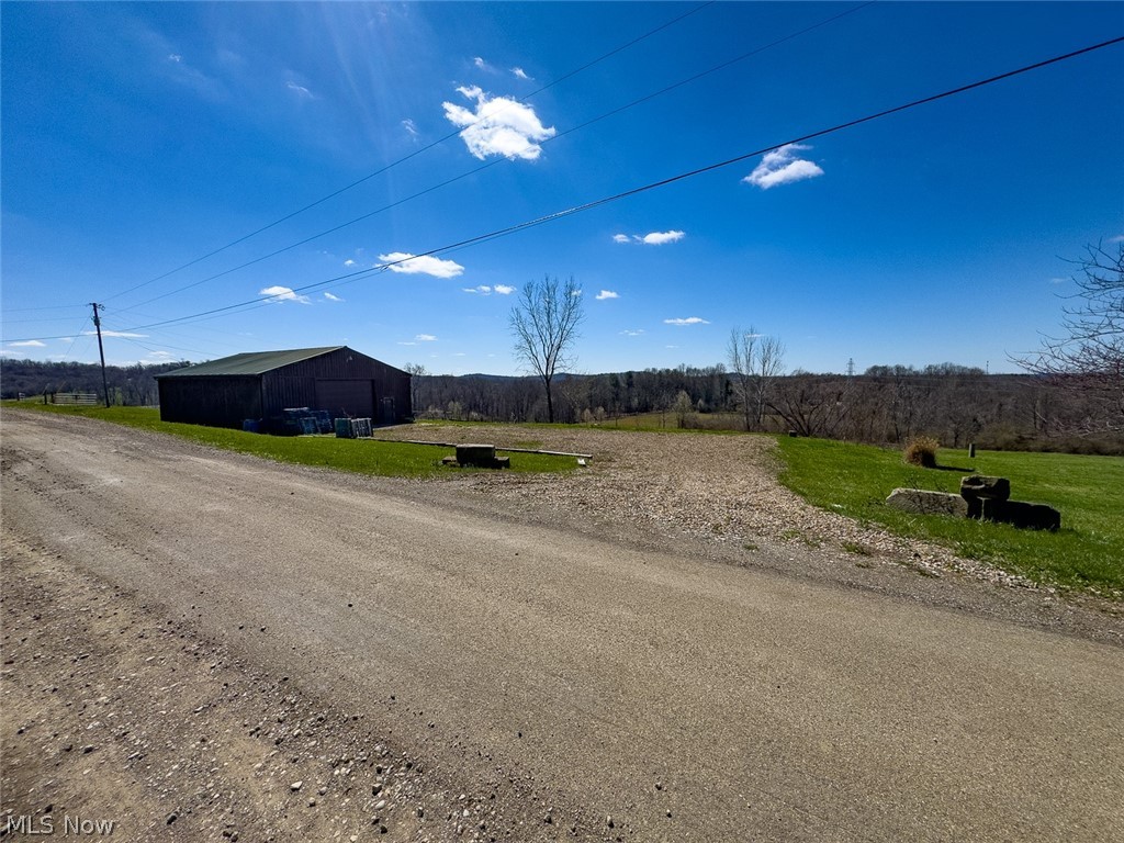 6880 Shaver Road Blue Rock, OH 43720 - Photo 4 of 36