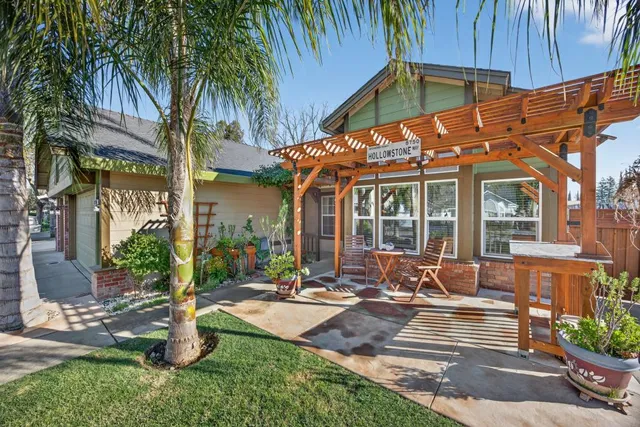 $599,000 | 8750 Hollowstone Way, Sacramento, CA 95828