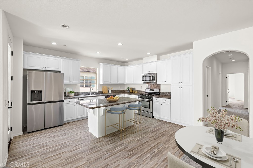 522 South Melrose Street Anaheim, CA 92805 - Photo 5 of 28 Kitchen -Virtually Staged