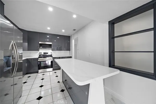 $1,099,999 | 408 North Diana Place, Fullerton, CA 92833