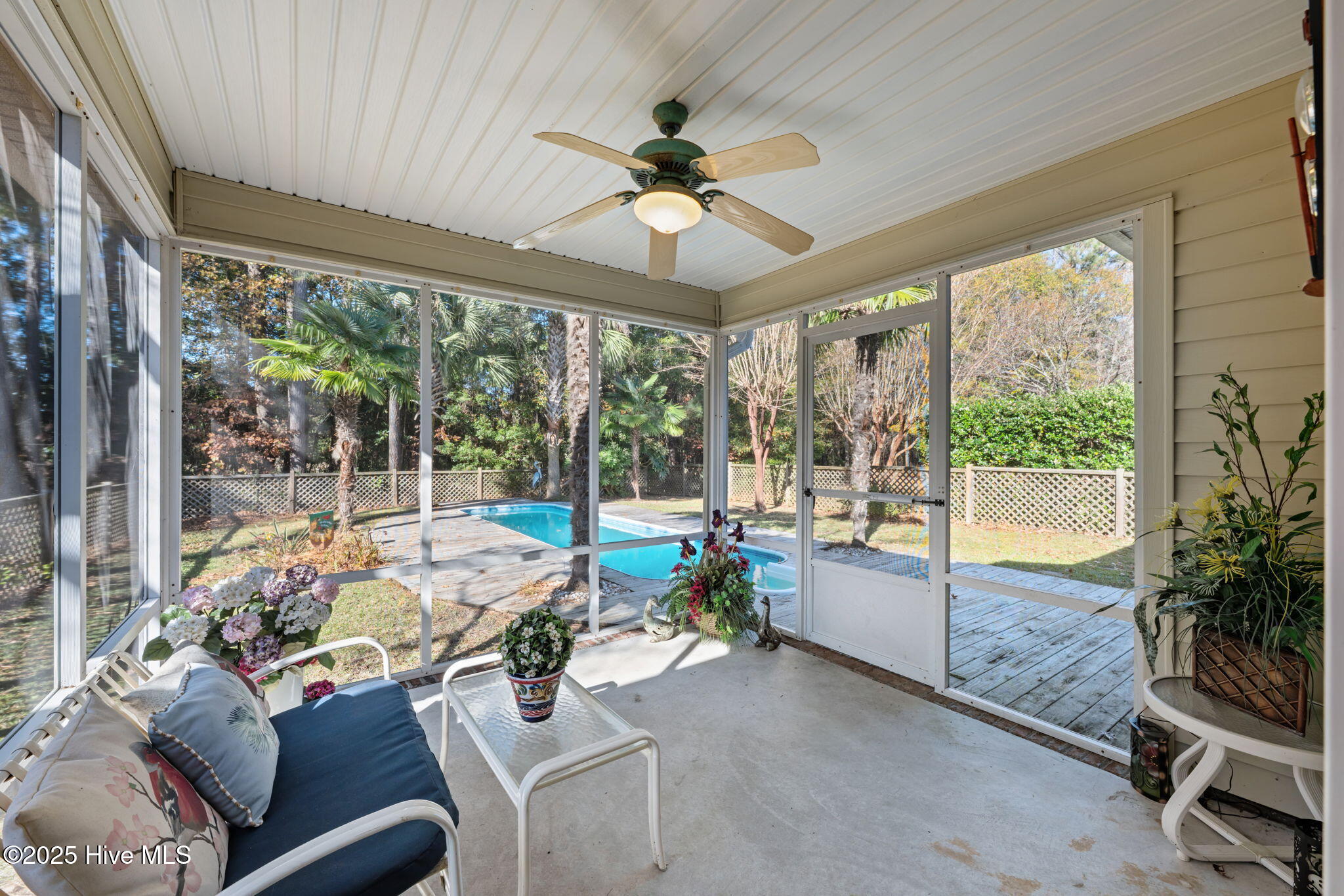 448 Neuchatel Road New Bern, NC 28562 - Photo 16 of 42 33-web-or-mls-DSC_0259