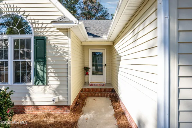 $365,000 | 448 Neuchatel Road, New Bern, NC 28562