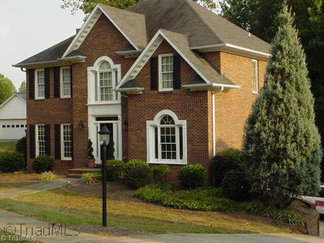 5406 Kingsbridge Road Winston-Salem, NC 27103 - Photo 1 of 9 Exterior Front.