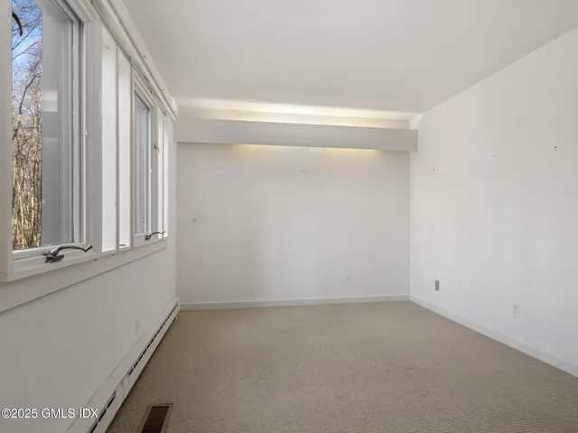 $8,000 | 484 Cognewaugh Road, Cos Cob, CT 06807