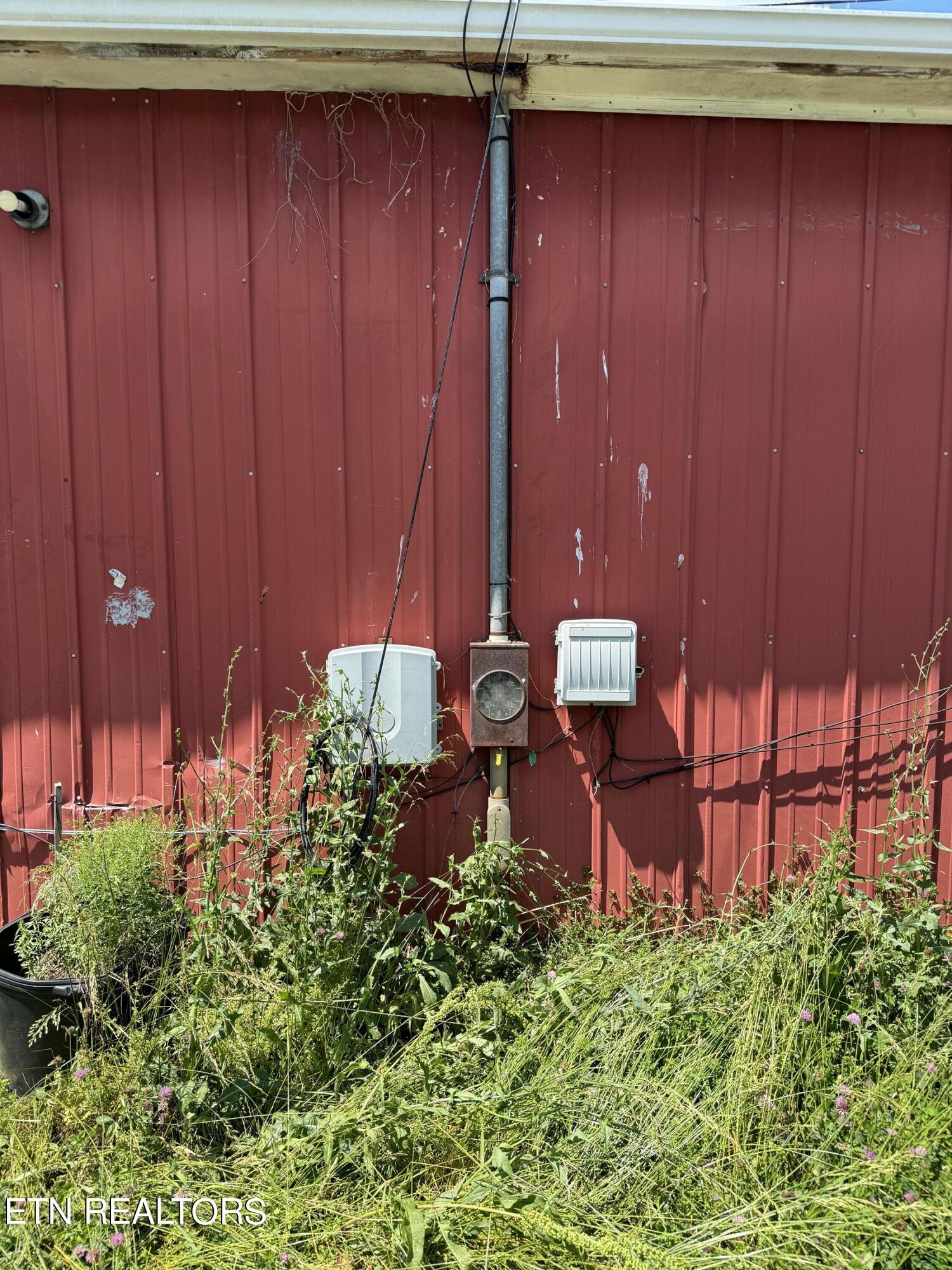 402 Harmon Road New Tazewell, TN 37825 - Photo 29 of 41 IMG_1455