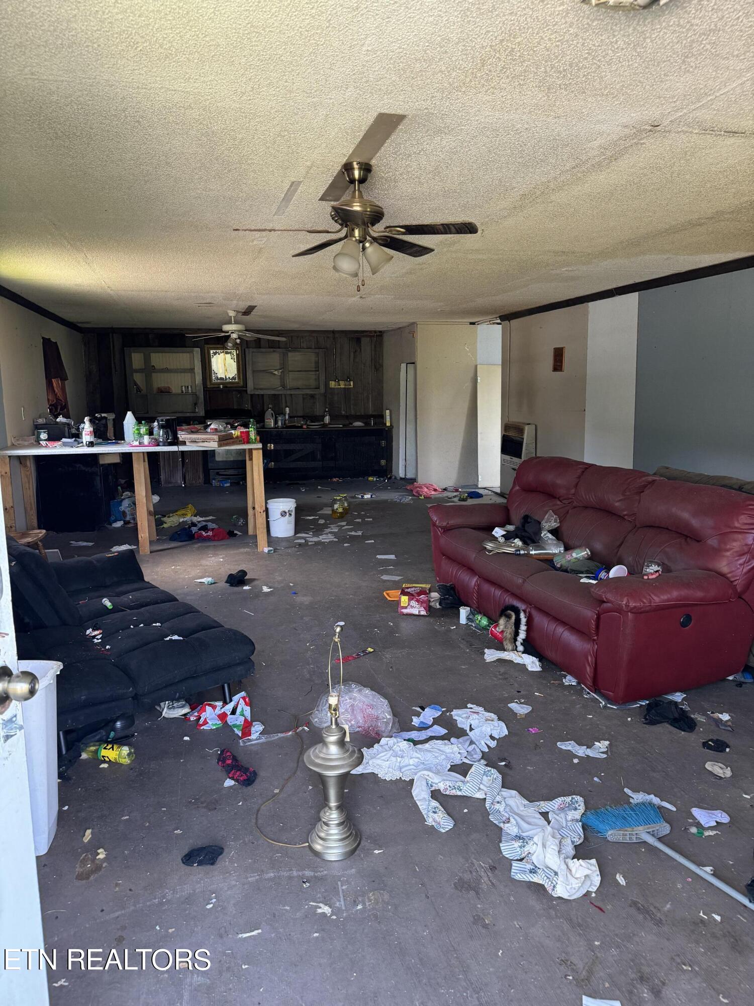 402 Harmon Road New Tazewell, TN 37825 - Photo 32 of 41 IMG_1458