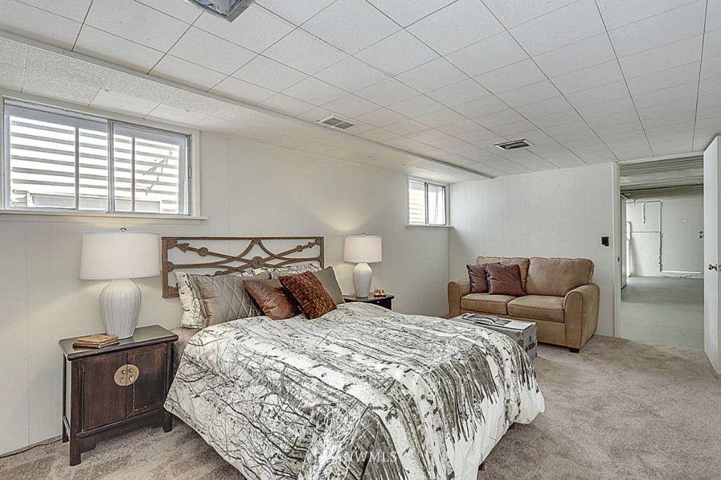 321 North 79th Street Seattle, WA 98103 - Photo 16 of 19 Gallery Image 16