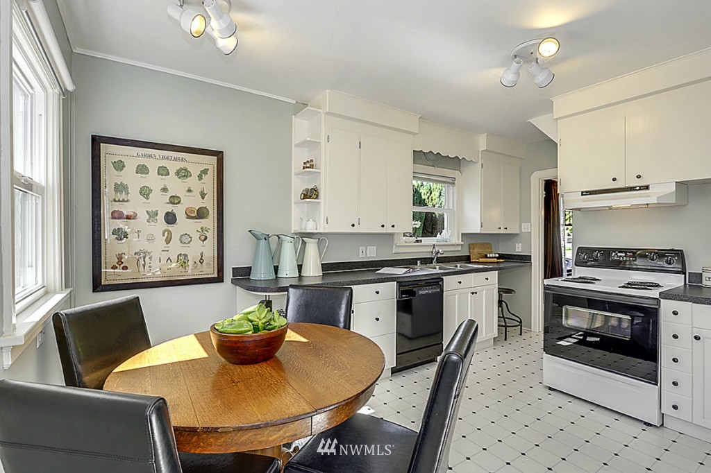 321 North 79th Street Seattle, WA 98103 - Photo 8 of 19 Gallery Image 8