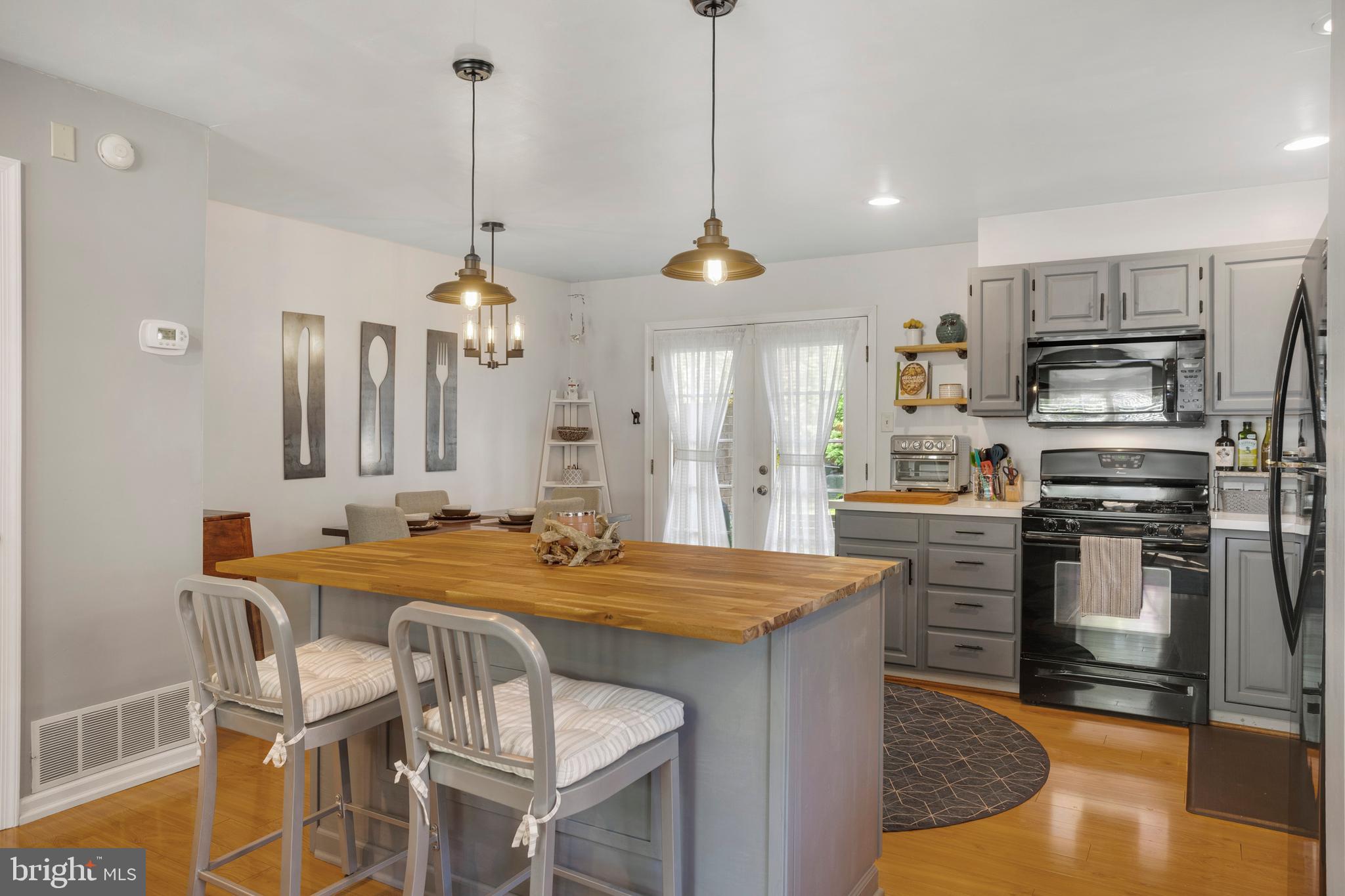 37 Rampart Drive Chesterbrook, PA 19087 - Photo 10 of 36 Beautiful kitchen Island with new Butcherblock top