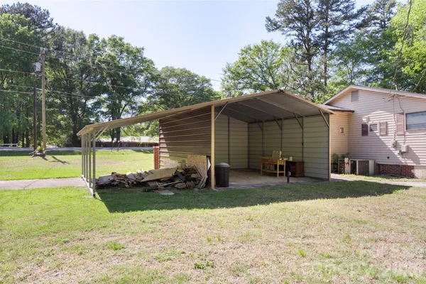 $275,000 | 5208 Hickory Grove Road, Mount Holly, NC 28120