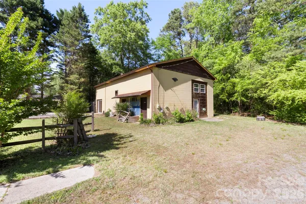 $275,000 | 5208 Hickory Grove Road, Mount Holly, NC 28120