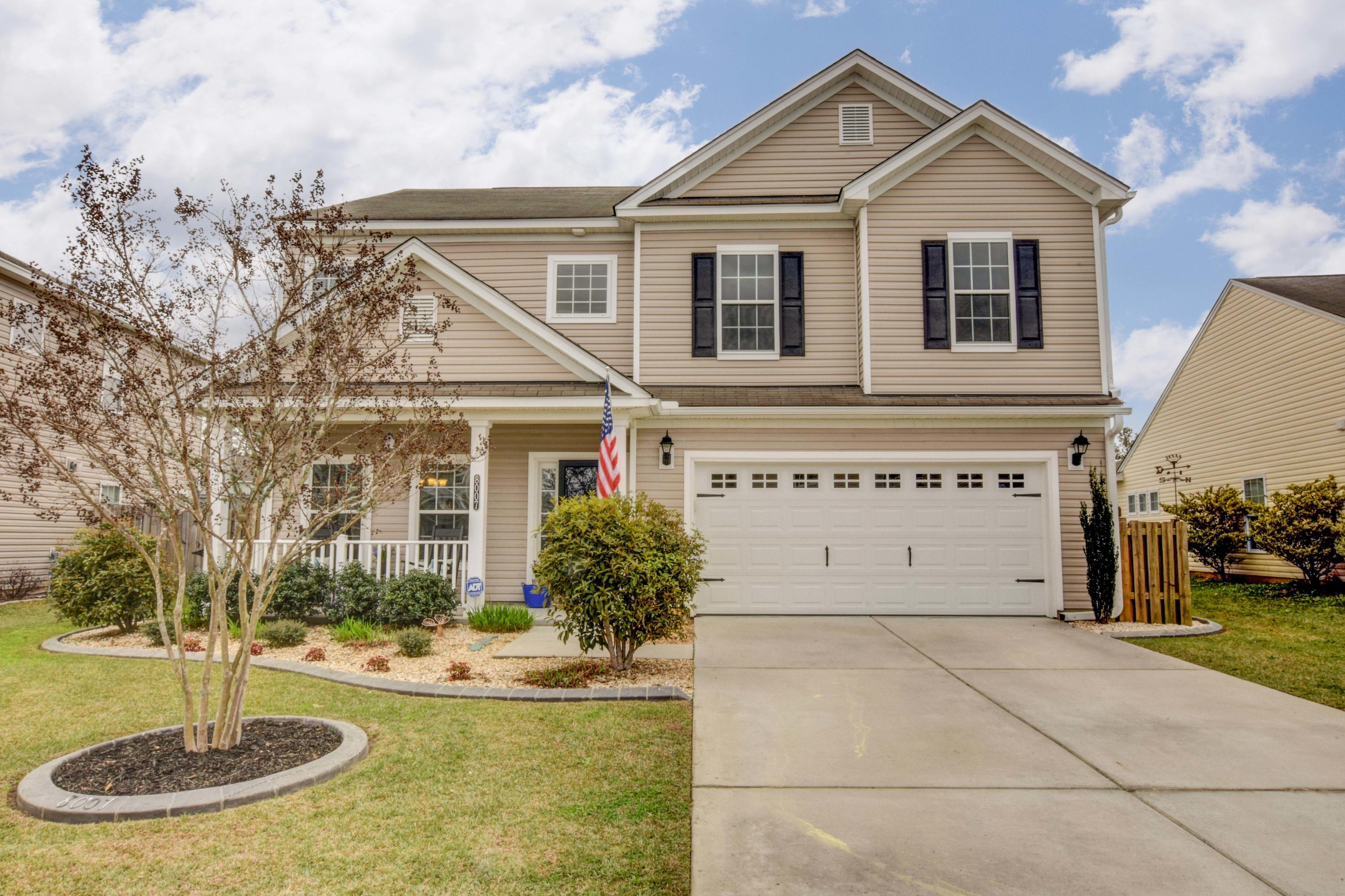 8007 Henderson Road Summerville, SC 29483 - Photo 2 of 48 1-17