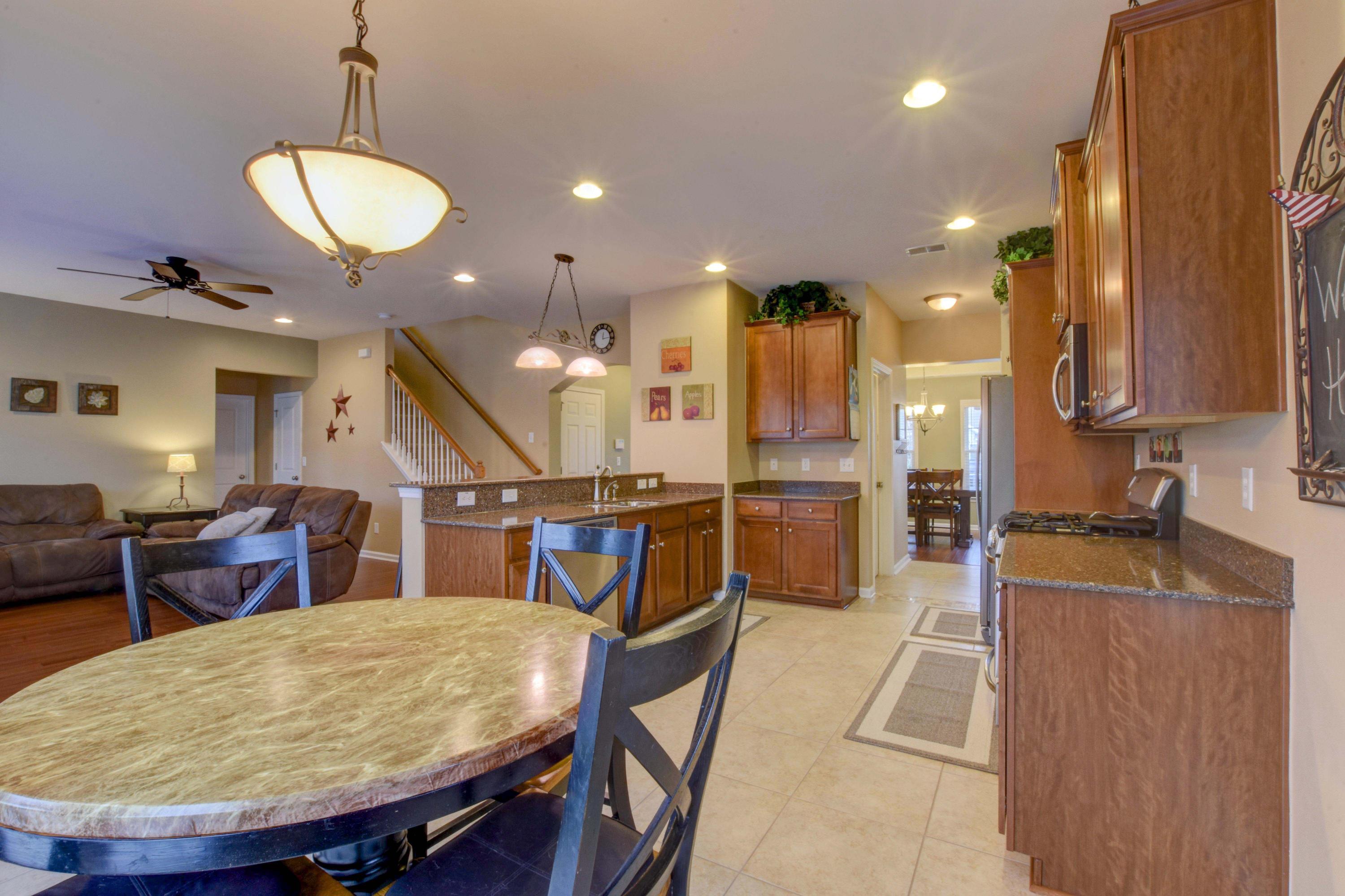 8007 Henderson Road Summerville, SC 29483 - Photo 16 of 48 1-39