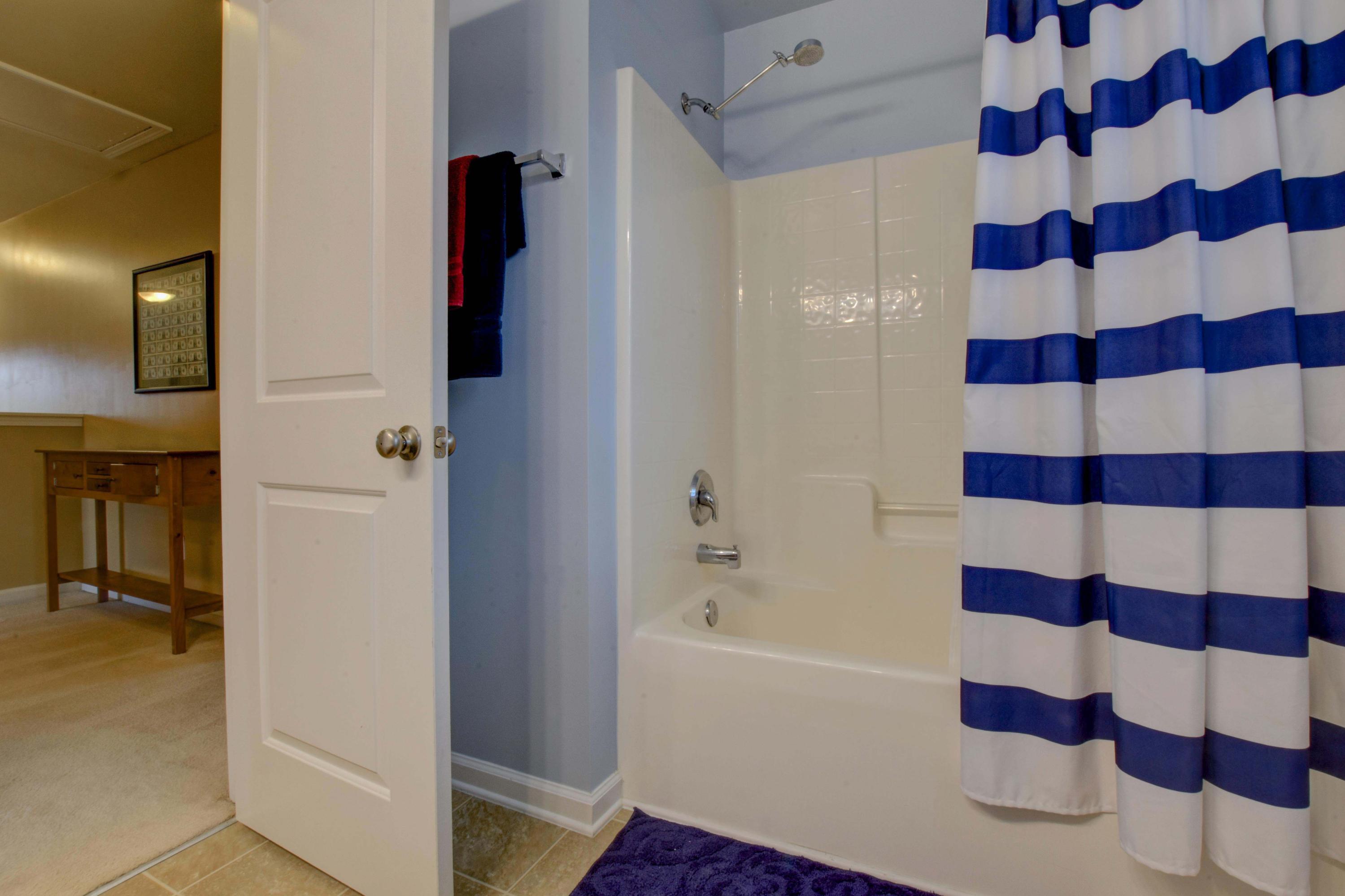 8007 Henderson Road Summerville, SC 29483 - Photo 21 of 48 1-2