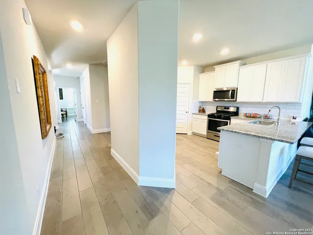 $3,000 | 247 Red Rock Canyon, San Antonio, TX 78258