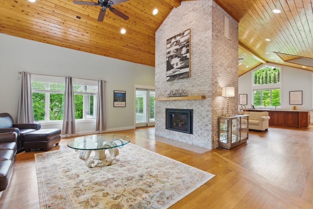 79 Old Farm Road East Longmeadow, MA 01028 - Photo 13 of 42 Gallery Image 13