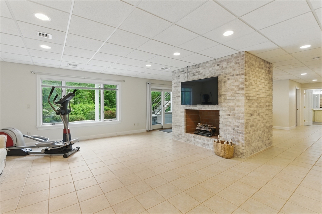 79 Old Farm Road East Longmeadow, MA 01028 - Photo 27 of 42 Gallery Image 27