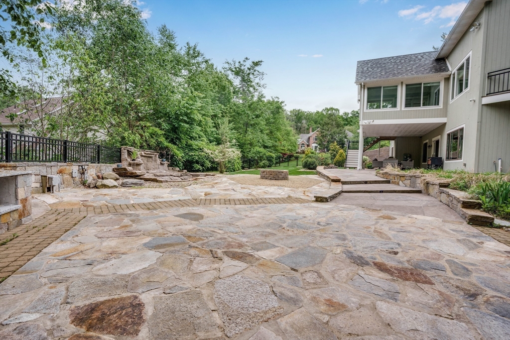 79 Old Farm Road East Longmeadow, MA 01028 - Photo 40 of 42 Gallery Image 40