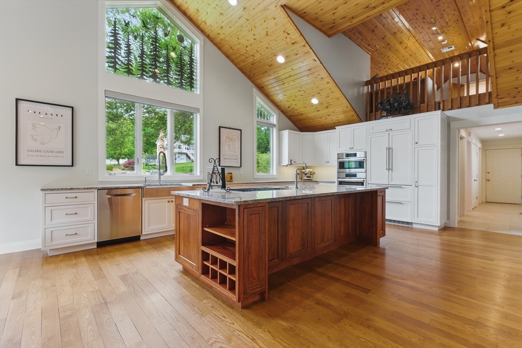 79 Old Farm Road East Longmeadow, MA 01028 - Photo 5 of 42 Gallery Image 5