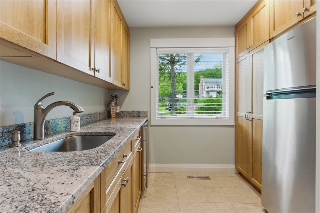 79 Old Farm Road East Longmeadow, MA 01028 - Photo 7 of 42 Gallery Image 7