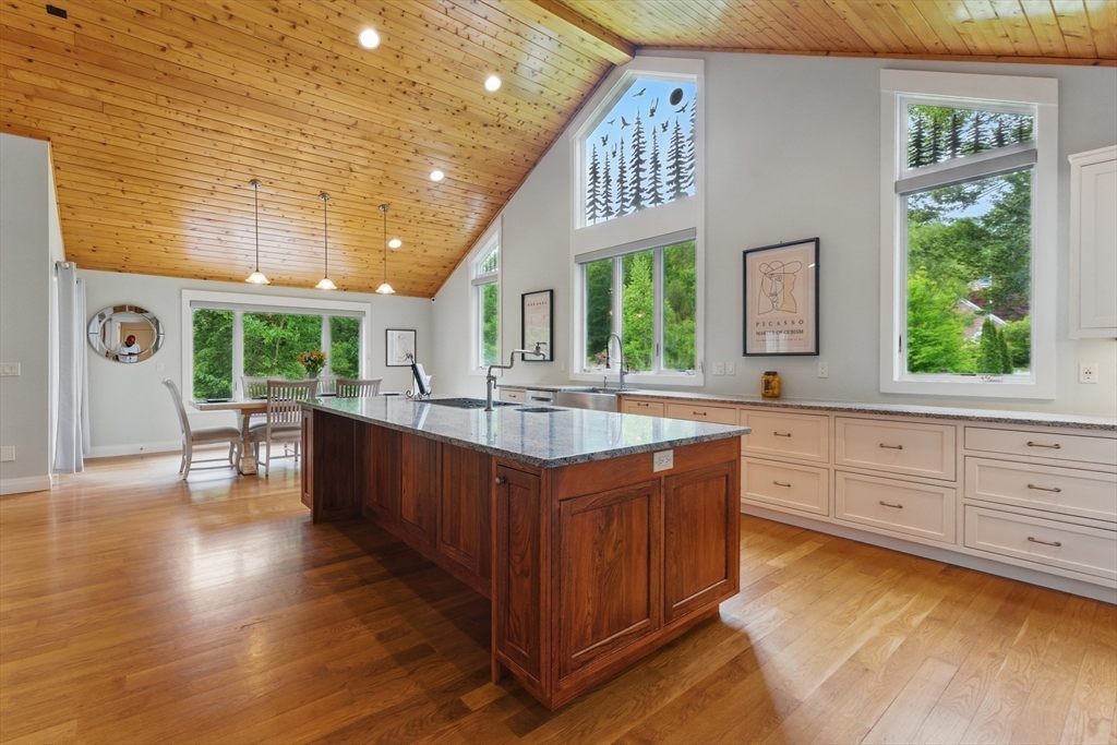 79 Old Farm Road East Longmeadow, MA 01028 - Photo 8 of 42 Gallery Image 8
