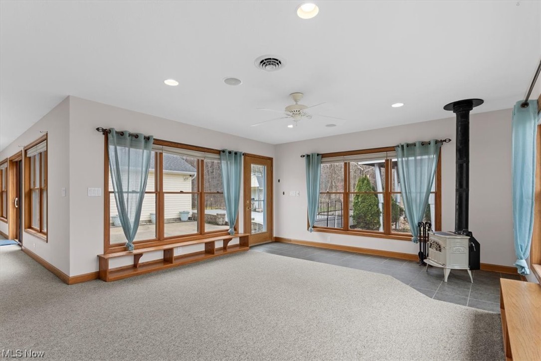 3850 North County Line Road Geneva, OH 44041 - Photo 14 of 35 Breezway/Den