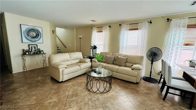 $2,500 | 11783 Fern Creek Lane, Las Vegas, NV 89183