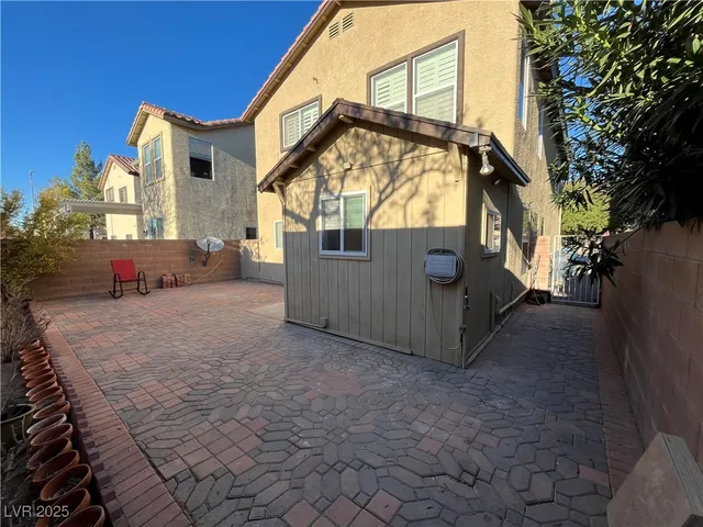 $2,500 | 11783 Fern Creek Lane, Las Vegas, NV 89183
