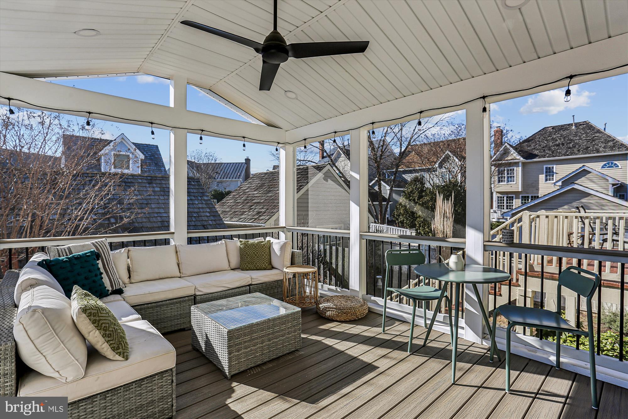730 Kent Oaks Way Gaithersburg, MD 20878 - Photo 16 of 65 a living room with furniture and a window