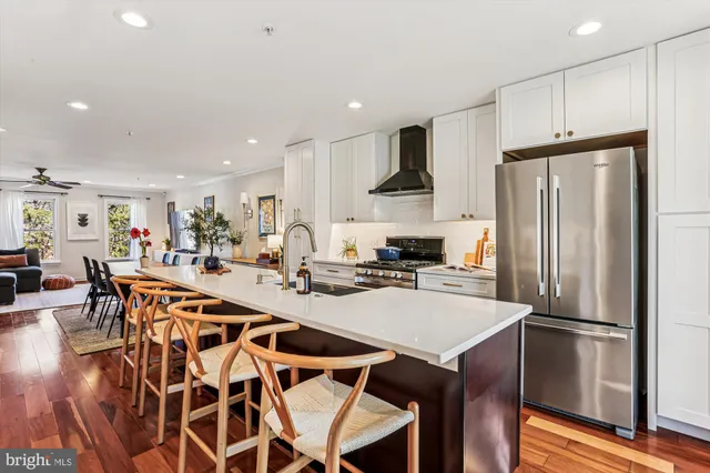 $899,900 | 730 Kent Oaks Way, Gaithersburg, MD 20878