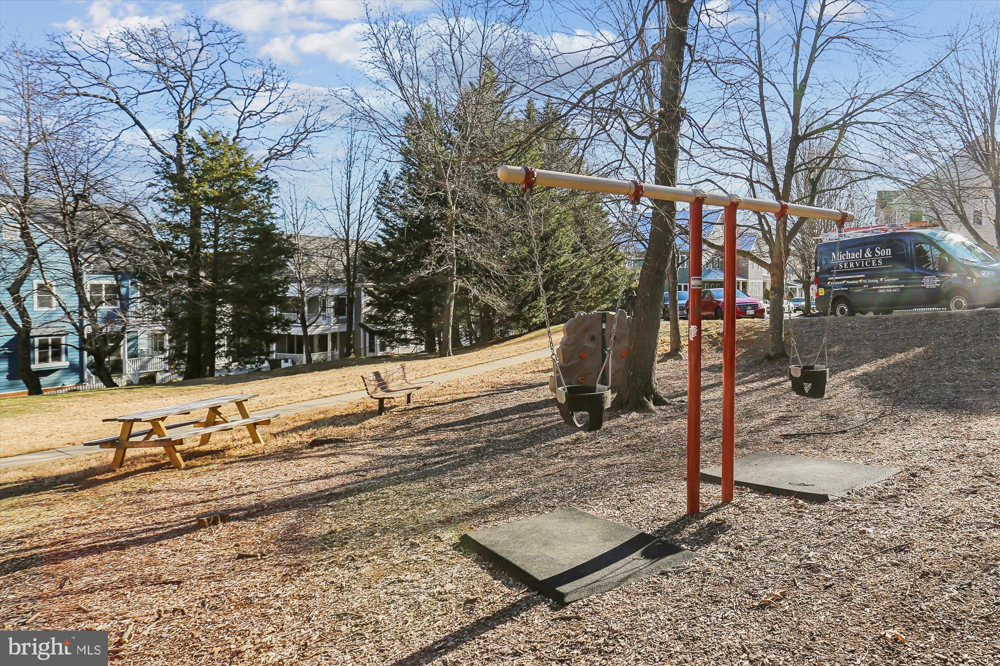 730 Kent Oaks Way Gaithersburg, MD 20878 - Photo 45 of 65 Expansive park in front
