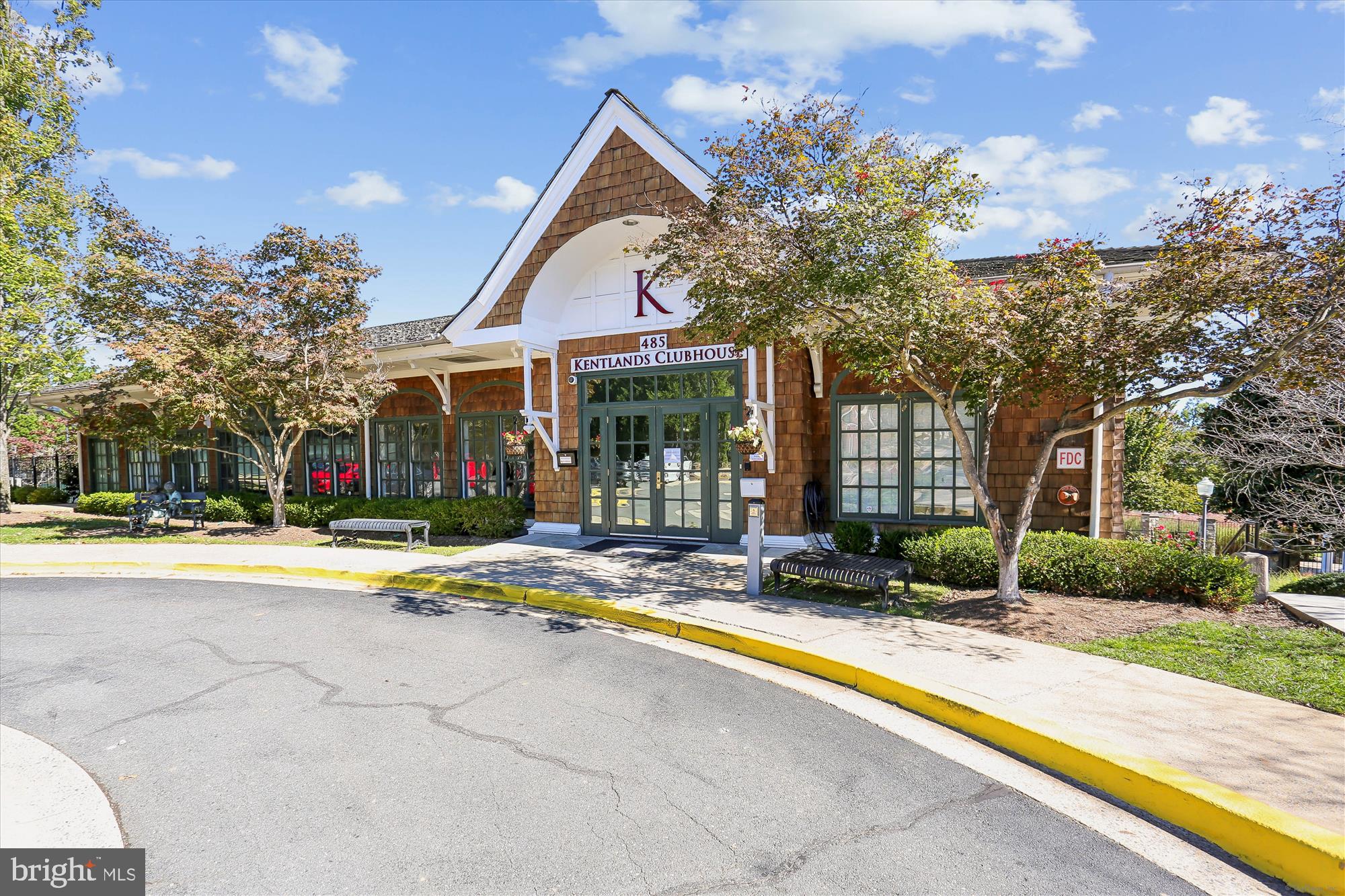 730 Kent Oaks Way Gaithersburg, MD 20878 - Photo 47 of 65 a view of a house with swimming pool and sitting area