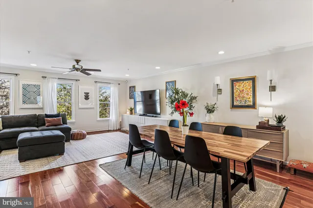 $899,900 | 730 Kent Oaks Way, Gaithersburg, MD 20878