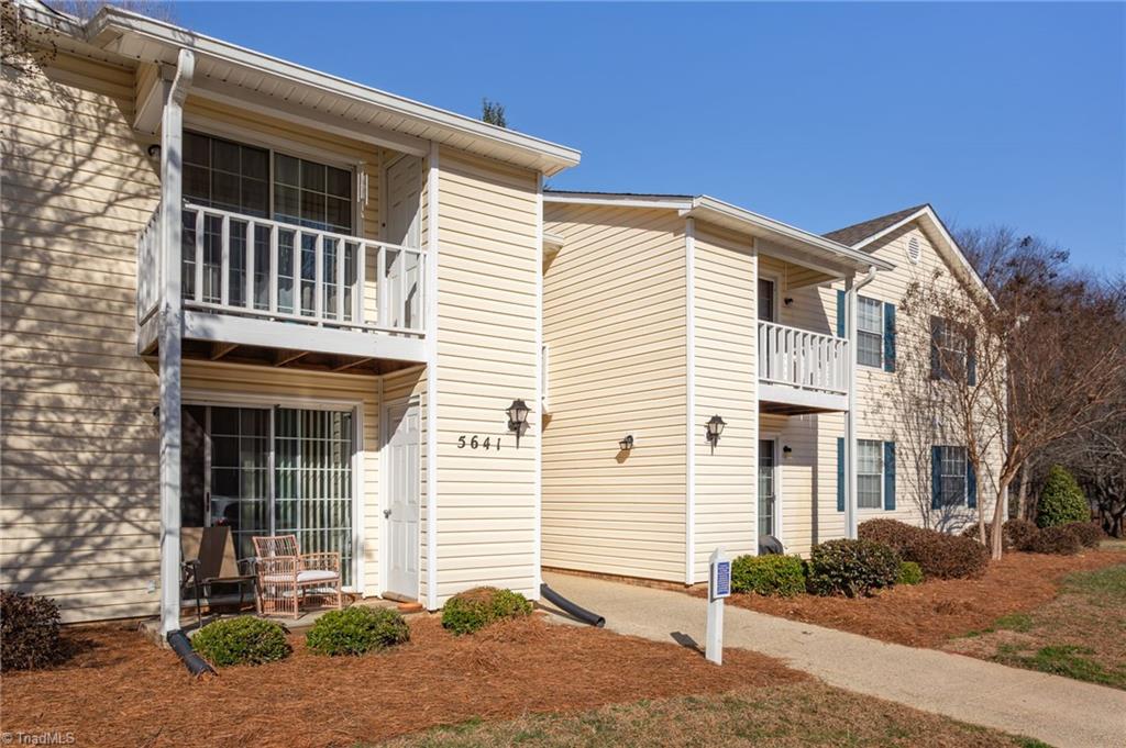 5641 Hornaday Road, Unit F Greensboro, NC 27409 - Photo 3 of 26 Gallery Image 3