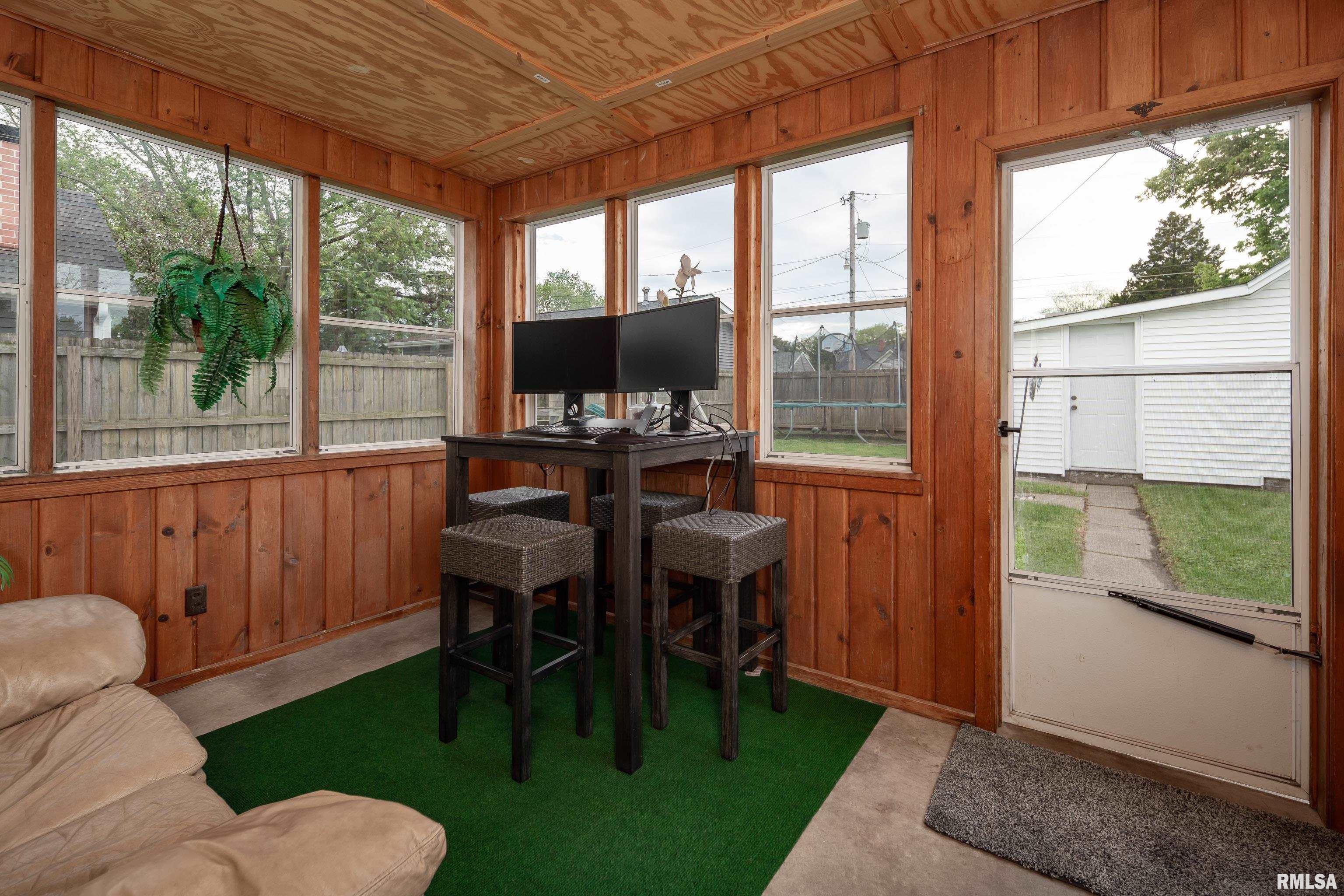 2204 45th Street Rock Island, IL 61201 - Photo 21 of 25