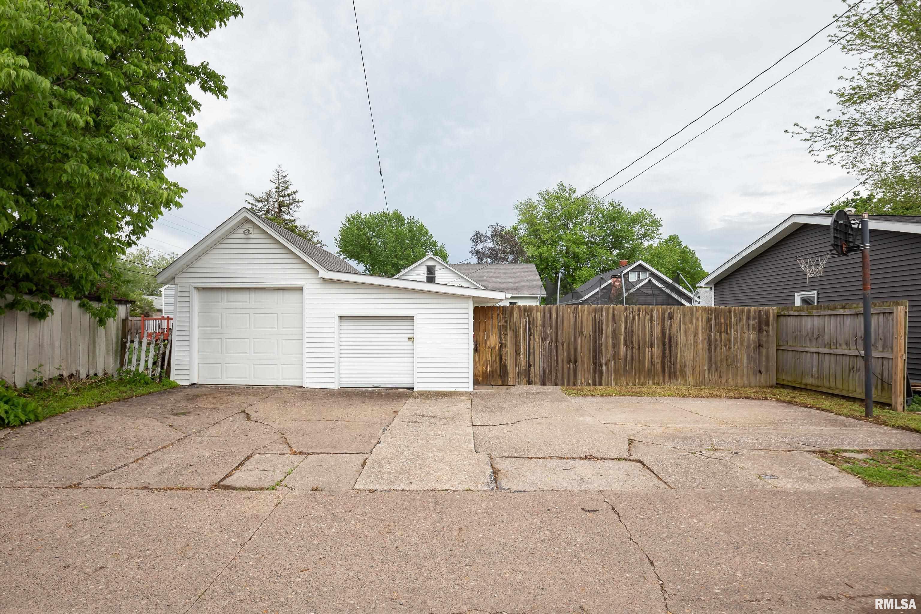 2204 45th Street Rock Island, IL 61201 - Photo 25 of 25