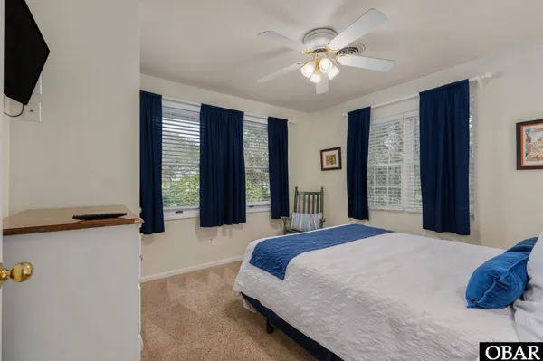 $798,500 | 15 7th Avenue, Southern Shores, NC 27949