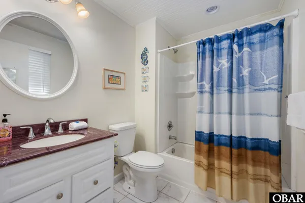 $798,500 | 15 7th Avenue, Southern Shores, NC 27949