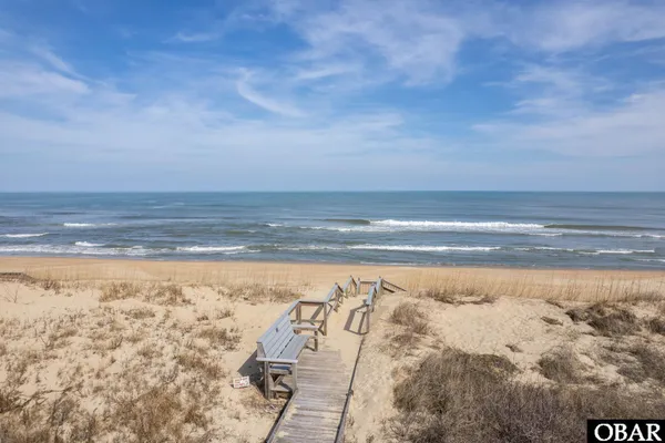 $798,500 | 15 7th Avenue, Southern Shores, NC 27949